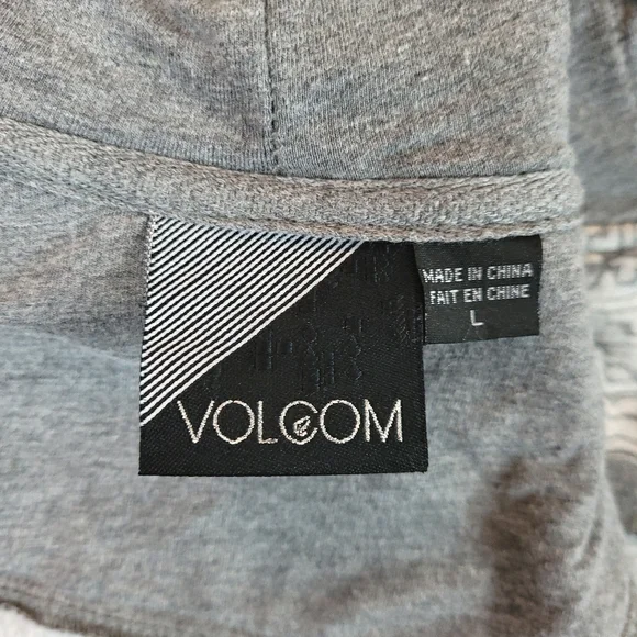 VOLCOM Hoodie Grey Zip Up Faux Fur Size Large - Picture 9 of 10